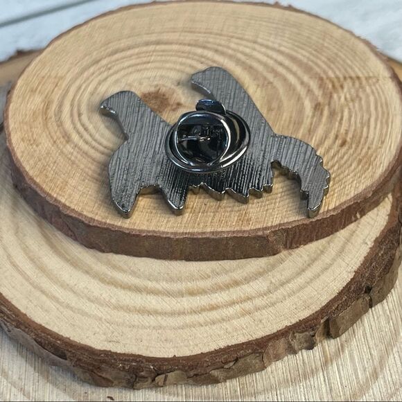 Scaredy-cat Skeleton Enamel Pin/ Brooch Lapel - Picture 6 of 6